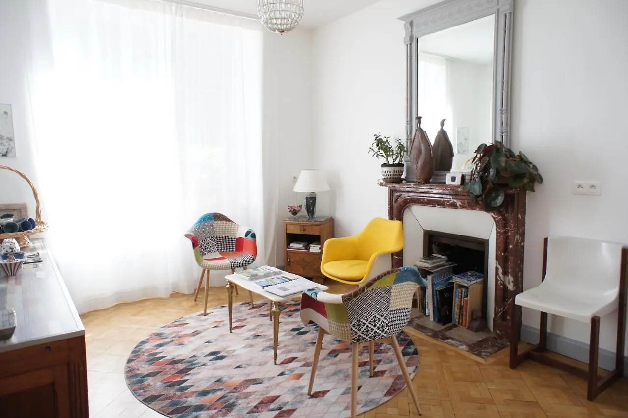 Mas Terre Chambres D'Hotes Lezoux France