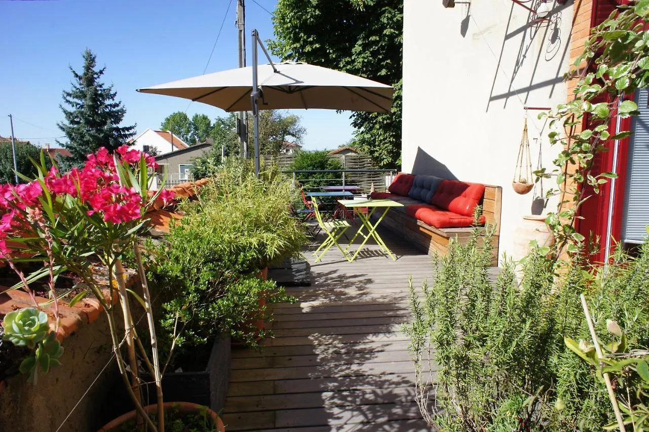 Bed & Breakfast Mas Terre Chambres D'Hotes Lezoux