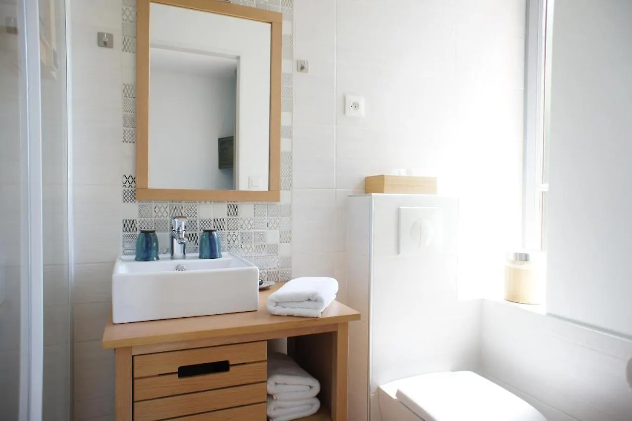 Mas Terre Chambres D'Hotes Lezoux 0*,